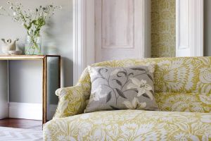 SANDERSON  New Sojourn Prints & Embroideries  Poppy Damask