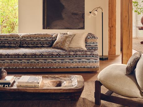 NOMAD  - ��������� ������ Hodsoll McKenzie