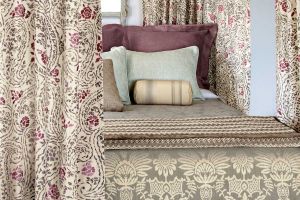 Travers  Entrada  Collection  BATIK PAISLEY