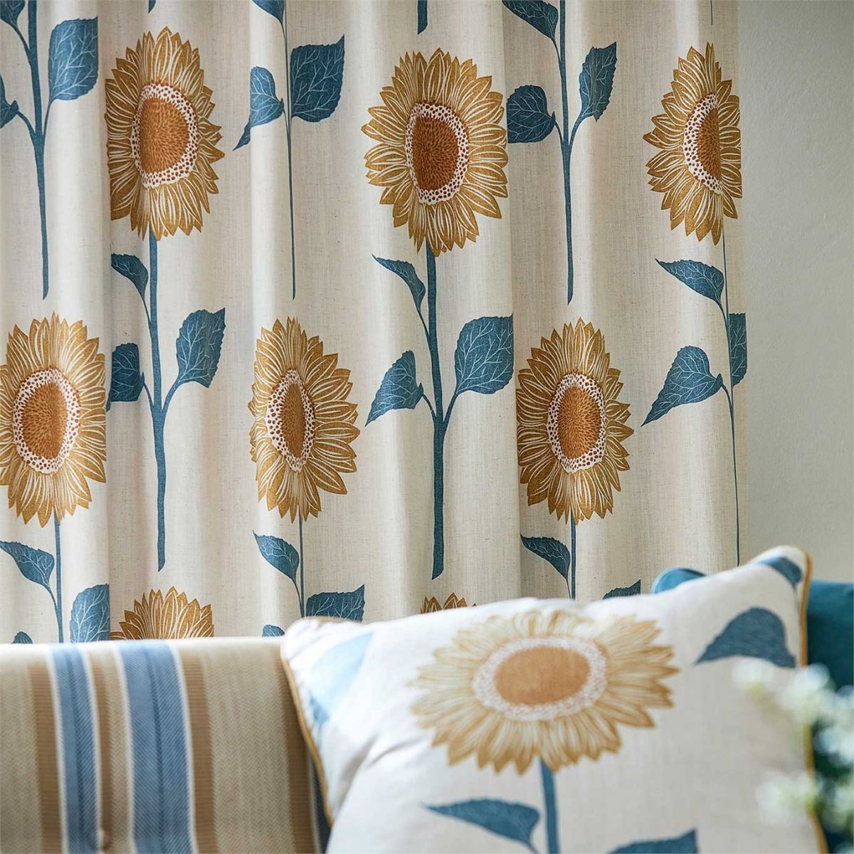 Sanderson:     Potting Room collection